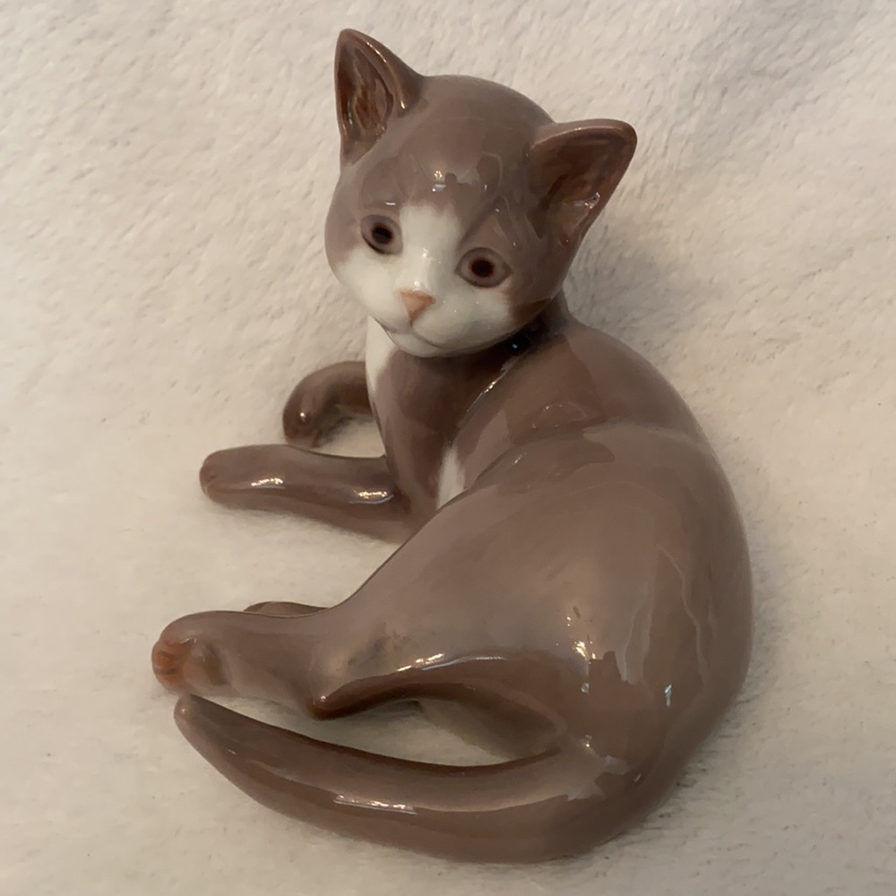 {VTG} Bing & Grondahl | Denmark Porcelain Cat Figurine 2514 ML Gray/White - Picture 4 of 12